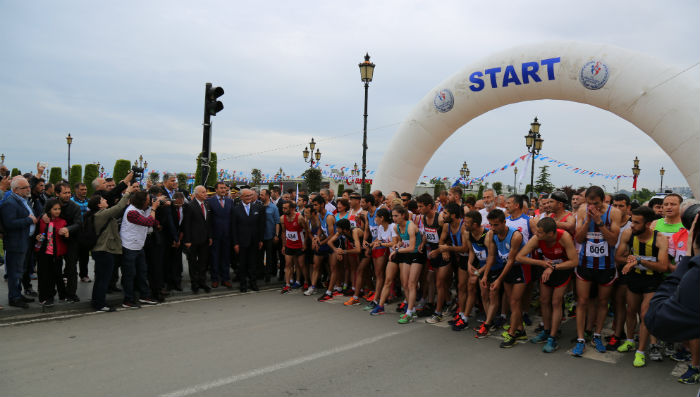 19 Mayıs Yarı Maratonu Samsun'da koşuldu