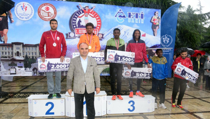Kastamonu'da ilk yarı maraton tamamlandı