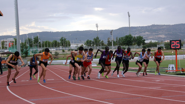 Mersin Olimpik Deneme'de 250 atlet yarıştı