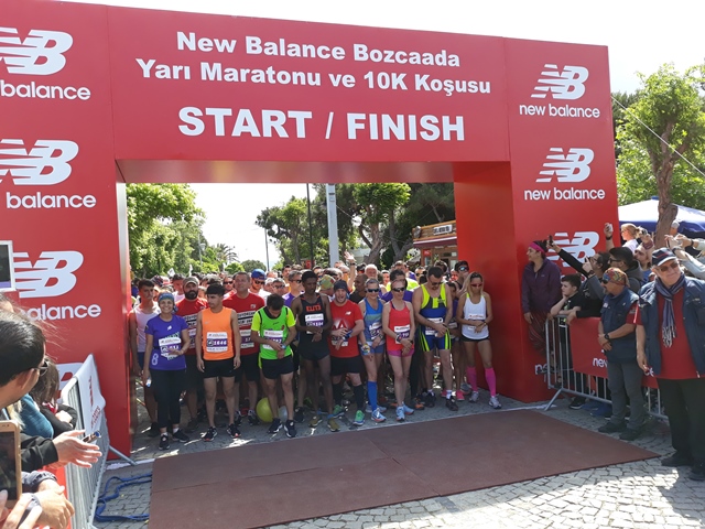 Bozcaada Yarı Maratonu'na 2000 katılım