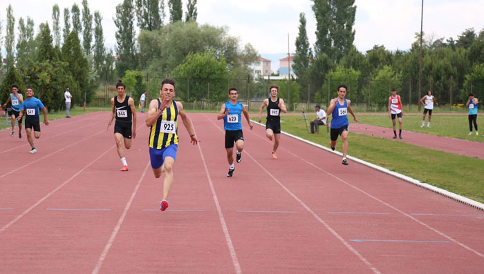 İzmir Olimpik Deneme'ye yoğun ilgi