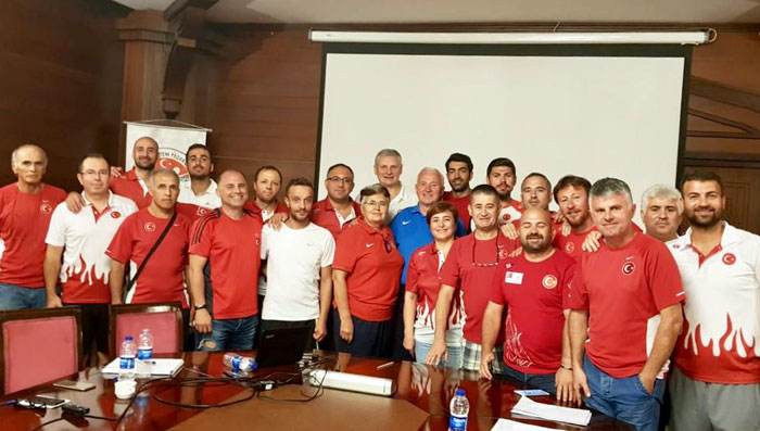 Zagorulko Antalya'da antrenör seminerinde