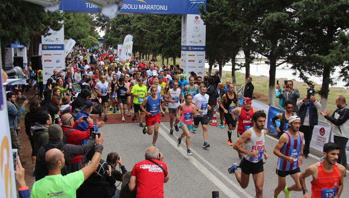 Turkcell Maratonu Gelibolu'da yapıldı