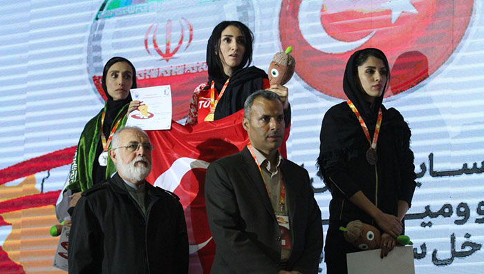 İran Salon Şampiyonası'nda beş madalya