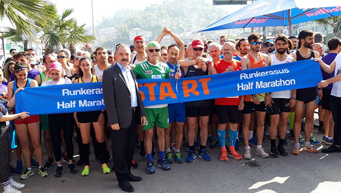 Yüzlerce atletizm tutkunu Giresun'da koştu