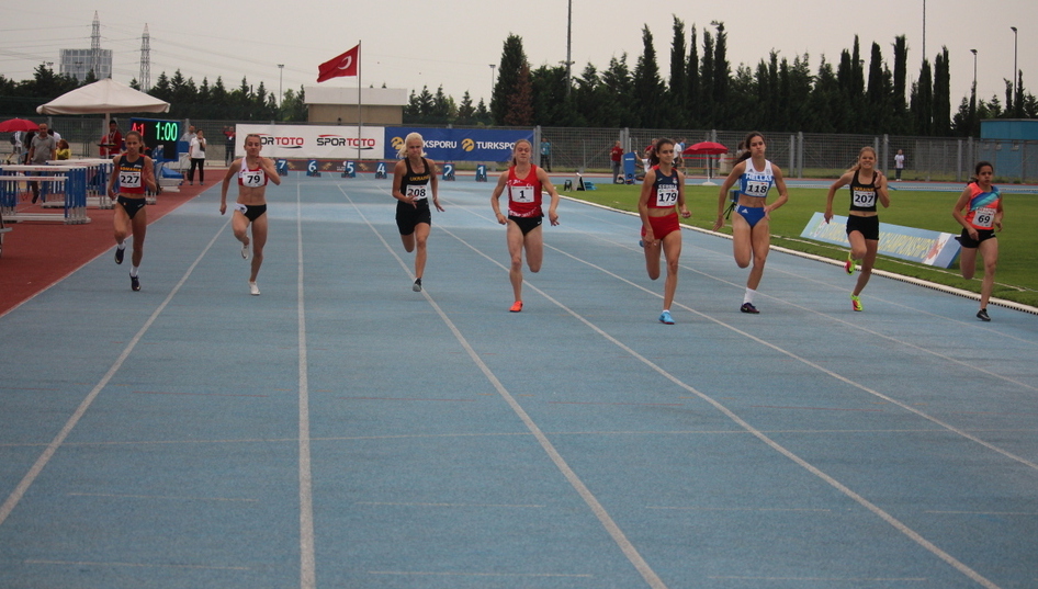 Balkan U18'de toplam 33 madalya