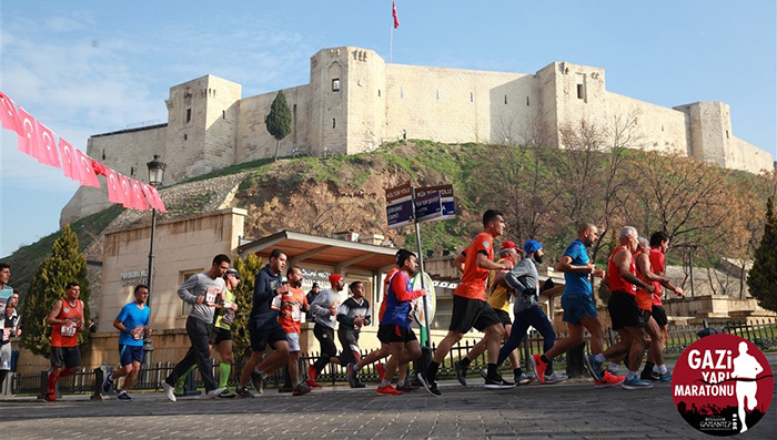 Gazi Yarı Maratonu'nda heyecan 22 Aralık'ta