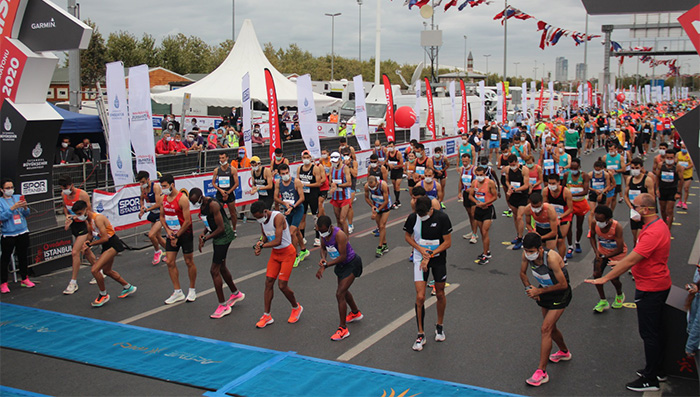 2021'in en hızlı ikinci yarı maratonu İstanbul