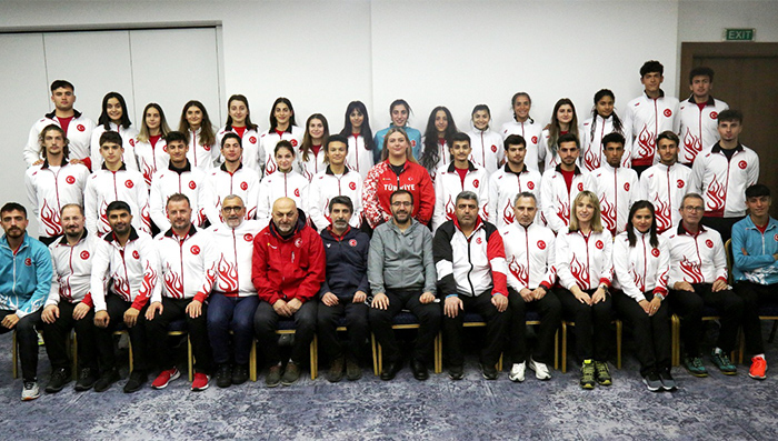 Balkan U20 Salon Şampiyonası için Milli Takım Sofya'da