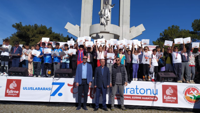 Edirne'de yarı maraton heyecanı yaşandı