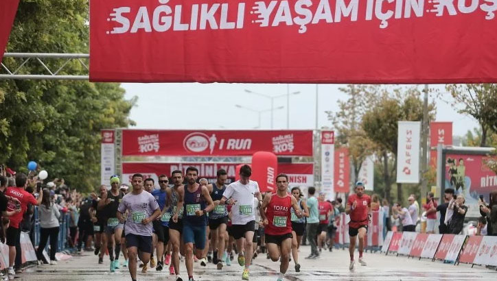 Eker I Run, Bursa'yı renklendirdi