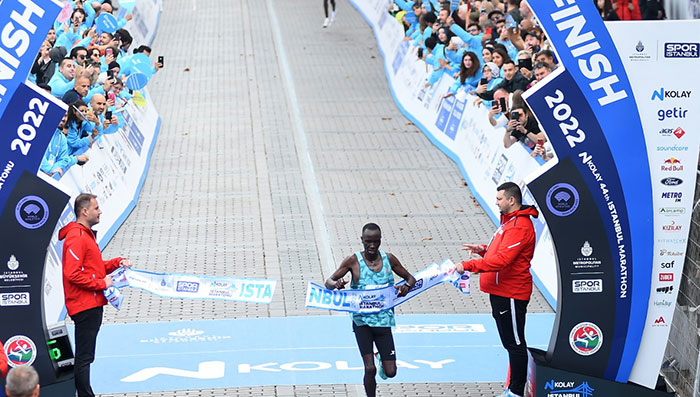 İstanbul Maratonu'nu Kipkemboi ve Dalasa kazandı